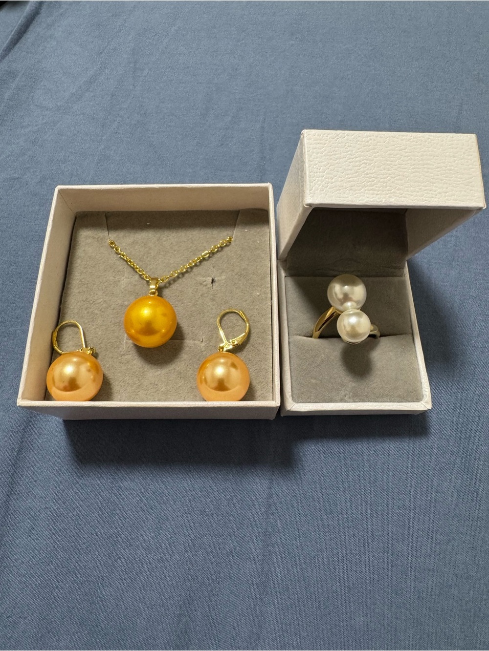 Fashion Jewelry Set + Pearl Ring - Picture 3 of 4
